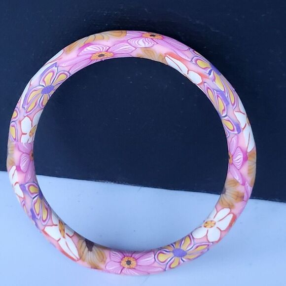 Groovy 70s Floral Rolled Polymer Clay Bangle Bracelet 7.5" - Picture 3 of 3